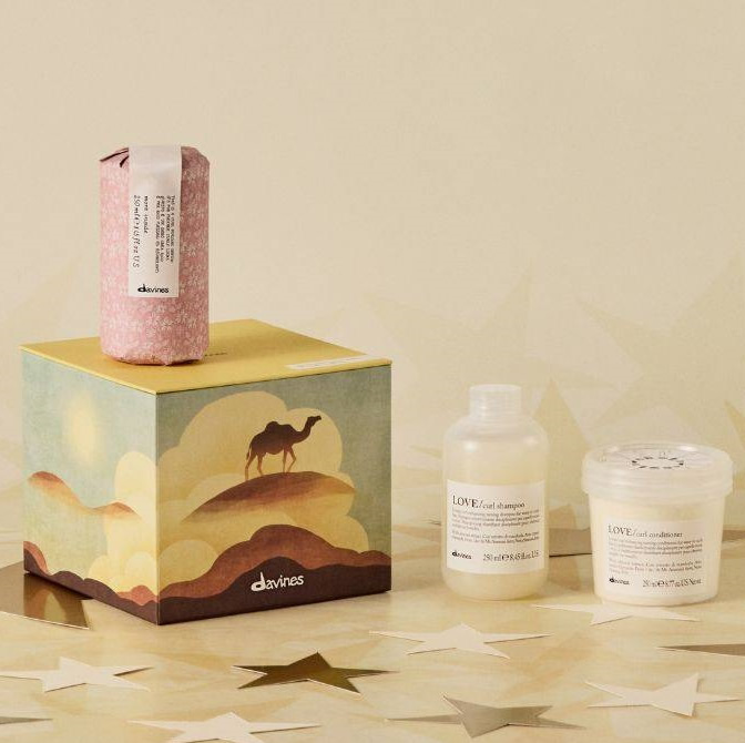 Pack Davines LOVE CURL BOX 2025 de edicion limitada
